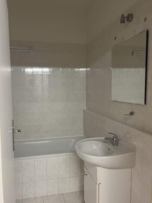 5 Barrandov- Daniela Apartment