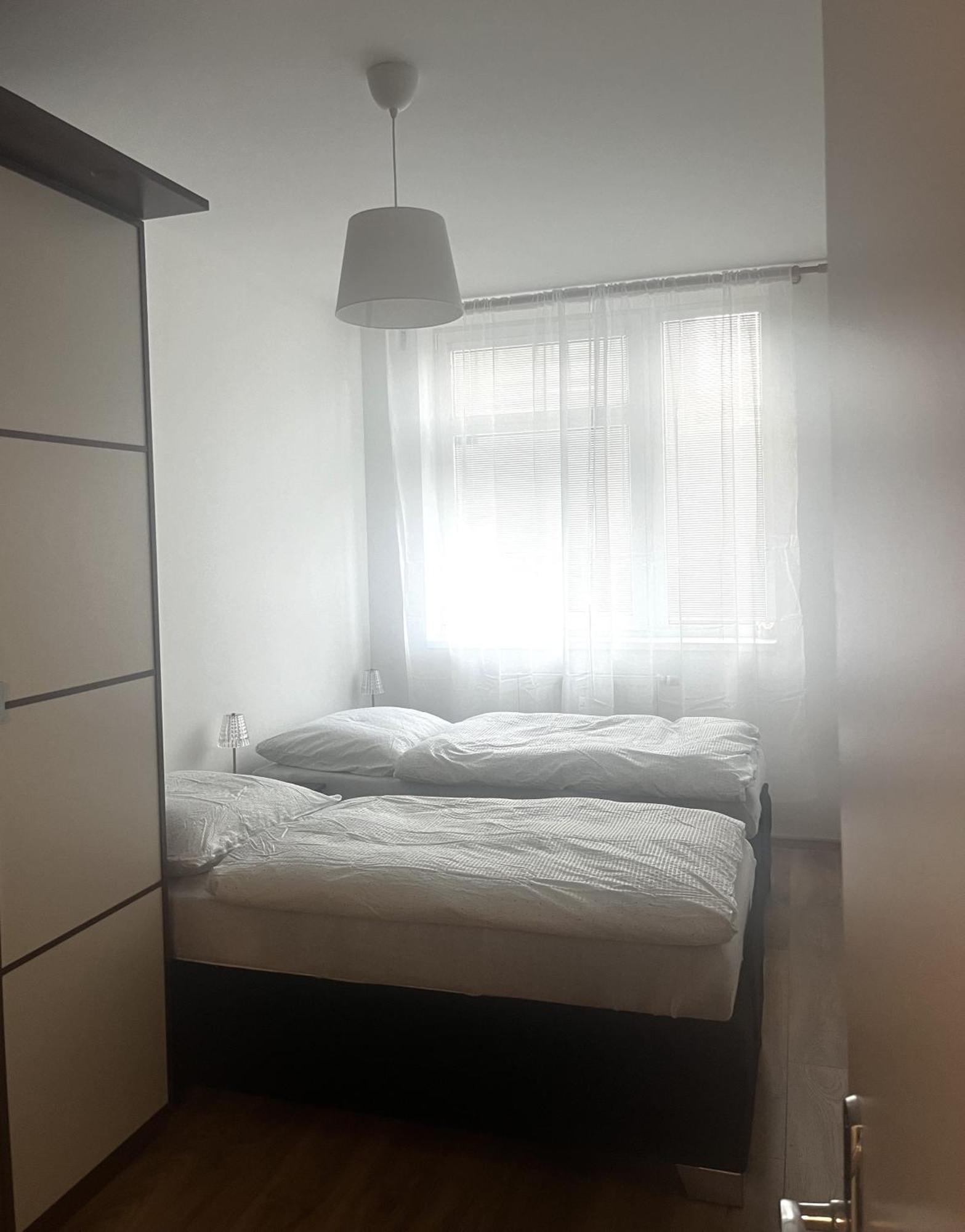 5 Barrandov- Daniela Prague